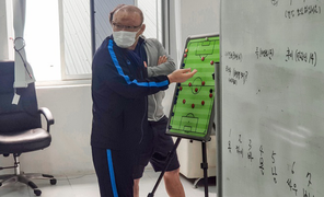 BLV Anh Ngọc: 'HLV Park Hang Seo không vô tình lộ tên 4 cầu thủ'