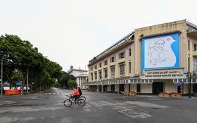 Hà Nội và TP.HCM kiến nghị giảm mức giãn cách xã hội sau 22/4