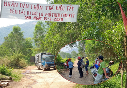 Lò mỡ ‘bức tử’ môi trường, dân bức xúc chặn xe đêm ngày