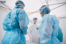 Liên tiếp không có ca COVID-19 mới, nguy cơ lây nhiễm trong cộng đồng đã hết?