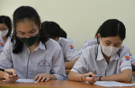 Học sinh ngồi cách nhau 1,5m, không quá 20 em/lớp: Các trường kêu khó thực hiện