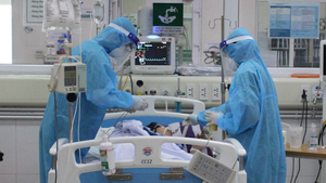 Sức khỏe 3 bệnh nhân COVID-19 nặng giờ ra sao?