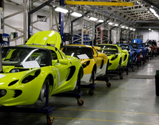 Giữa đại dịch COVID-19, doanh nghiệp ô tô Việt Nam làm ăn ra sao?