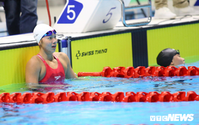 Video: Ánh Viên có HLV mới, tập xuyên mùa dịch COVID-19