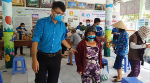 Siêu thị 0 đồng san sẻ yêu thương với người nghèo giữa mùa dịch COVID-19