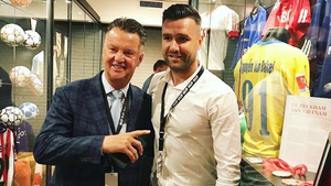 Van Bakel: 'Tôi không lấy một đồng của Văn Hậu'