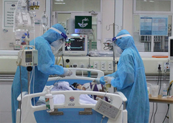 Bệnh nhân thứ 91 phi công người Anh 4 lần âm tính với virus corona