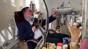 Bán 'thuốc trị COVID', ‘thánh nổ’ Việt tự xưng giúp việc Tổng thống bị bắt ở Nga