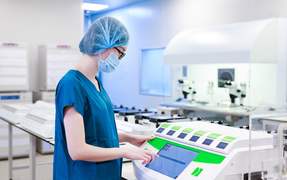 Vinmec ứng dụng AI nuôi cấy phôi thụ tinh ống nghiệm