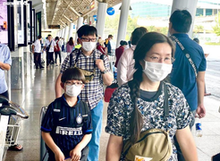 Toàn bộ hành khách bay nội địa phải khai báo y tế