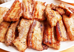 Nướng thịt ba chỉ bằng nồi chiên không dầu tuyệt ngon