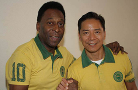 Bóng đá Việt Nam trước 30/4 đạt đẳng cấp châu Á, khiến Pele cũng thán phục