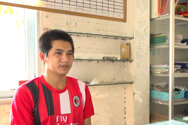 Khởi tố kẻ cướp chìa khoá xe, cầm dao doạ khu khách tới Miếu Bà ở An Giang