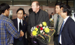 Tin lời có cánh từ nhà vô địch World Cup, VFF mất tiền tỷ cho HLV hạng 2