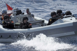 Hải quân Trung Quốc diễn tập ở Trường Sa