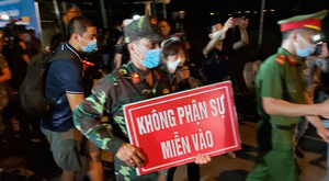 Trước giờ gỡ phong tỏa ổ dịch Hạ Lôi: An ninh thắt chặt, dân hồi hộp không ngủ