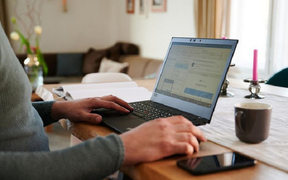 Hà Nội khuyến khích cho cán bộ, người lao động làm việc trực tuyến ngày 6/10