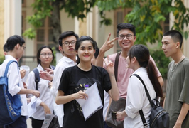 Gợi ý đáp án đề tham khảo môn Ngữ văn thi tốt nghiệp THPT