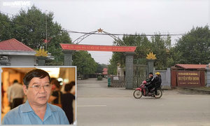 Tại sao huyện Yên Định không trả hết nợ rồi hãy nghĩ đến chuyện xây tượng đài?