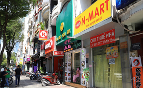 Giá bán nhà phố trung tâm TP.HCM rục rịch giảm