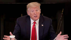 Tổng thống Trump: COVID-19 sẽ biến mất mà không cần vaccine