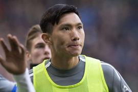 Đoàn Văn Hậu nhận đãi ngộ thế nào khi ở lại Heerenveen?