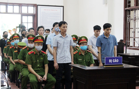 Xét xử gian lận thi ở Hòa Bình: Cựu thượng tá công an chối tội