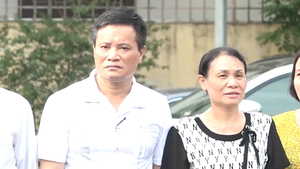 Vợ chồng Lâm Quyết đến phiên xử phúc thẩm