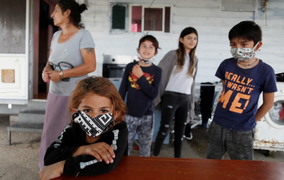 700.000 trẻ em ở Italy rơi vào cảnh thiếu ăn vì COVID-19