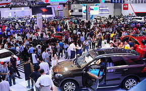 Tháng 4, doanh số bán ô tô giảm mạnh