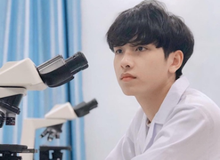 Ảnh: 10X trường Y 'nổi như cồn' nhờ bức ảnh thẻ điển trai