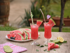 Ăn gì để cơ thể luôn mát mẻ trong mùa hè?