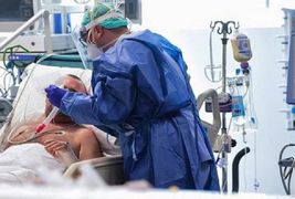 Bệnh nhân 91 phi công người Anh khi nào được ghép phổi? 