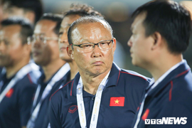 V-League thay 5 người, ai mừng nhất?