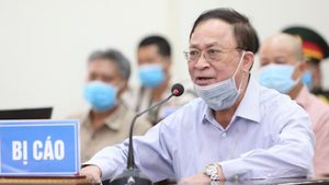 Cựu Đô đốc Nguyễn Văn Hiến nói chưa ngày nào được đào tạo quản lý kinh tế