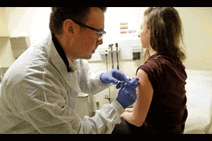 Thử thành công vaccine COVID-19 trên người