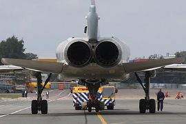 Video: Cận cảnh oanh tạc cơ Tu-22M3 của Nga bay qua biển Đen