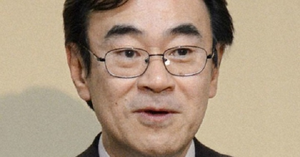 Đánh bạc giữa lệnh phong tỏa, công tố viên hàng đầu Nhật Bản hứng bão chỉ trích