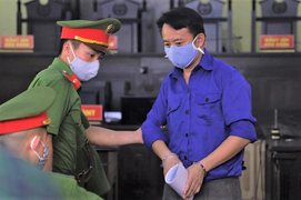 Gian lận thi cử ở Sơn La: Cán bộ công an bí ẩn xuất hiện liên tục kêu oan