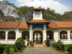 Học sinh ngoài TP.HCM muốn thi chuyên Lê Hồng Phong cần những gì?