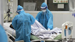 Phi công người Anh vẫn nhiễm trùng phổi, phụ thuộc hoàn toàn vào ECMO