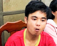 Khởi tố kẻ bóp cổ, dìm vợ câm điếc xuống nước ở Quảng Nam