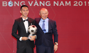 Đỗ Hùng Dũng giành Quả bóng Vàng Việt Nam 2019, Quang Hải đoạt Quả bóng Bạc