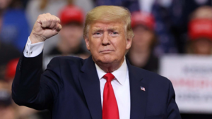 Bản tin 27/5: Mặc cảnh báo, ông Trump quyết tổ chức kỷ niệm Quốc khánh Mỹ