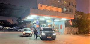 Cây xăng 'găm hàng' ở Hà Nội bị phạt 30 triệu đồng