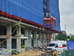 Rơi từ nhà cao tầng dự án nhà ở xã hội, nam công nhân 66 tuổi chết thảm