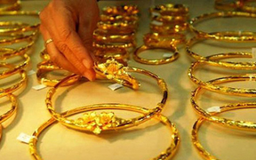 Giá vàng cuối tuần tăng mạnh