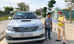 Xe chở khách trá hình ‘bóp chết’ xe buýt Huế-Đà Nẵng, tài xế gửi đơn cầu cứu