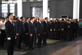 Ảnh: Lãnh đạo Đảng, Nhà nước viếng nguyên Chủ nhiệm Văn phòng Quốc hội Vũ Mão