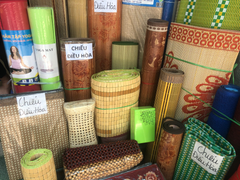 Có nên bỏ vài trăm nghìn đồng mua chiếu điều hòa?